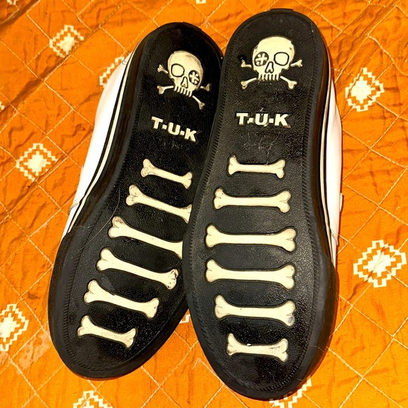 Tuk Creepers - Picture 3 of 4